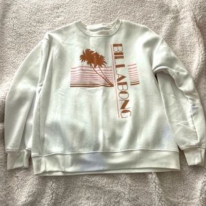 Brand buckle, size medium sweatshirt, made with cotton size medium in women’s